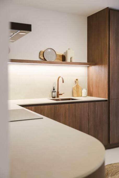 Appartement In Antwerpen מראה חיצוני תמונה